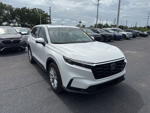 Used 2025 Honda CR-V EX image 1