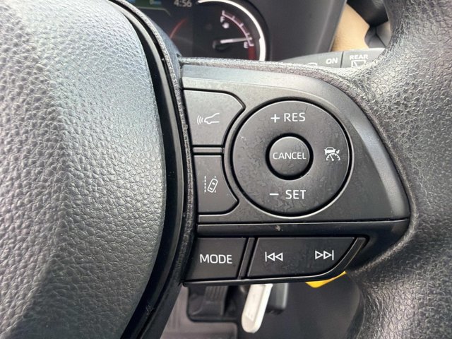 Certified 2025 Toyota RAV4 LE FWD image 24
