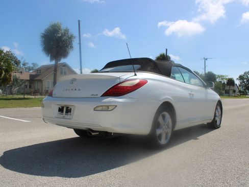 Used 2007 Toyota Solara SLE FWD image 20
