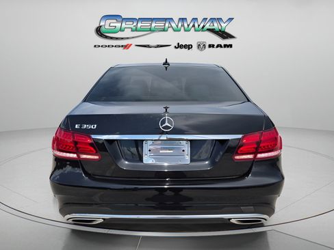Used 2016 Mercedes-Benz E 350 Sedan image 2