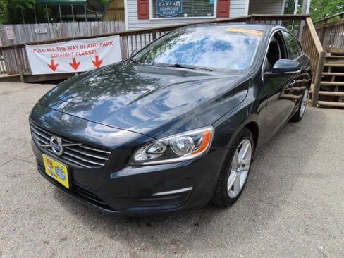 Used 2015 Volvo S60 T5 Premier AWD/4WD image 2