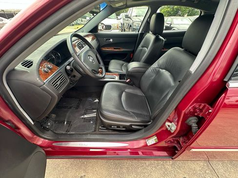 Used 2005 Buick LaCrosse CXS w/ Chrome Appearance Package FWD image 17