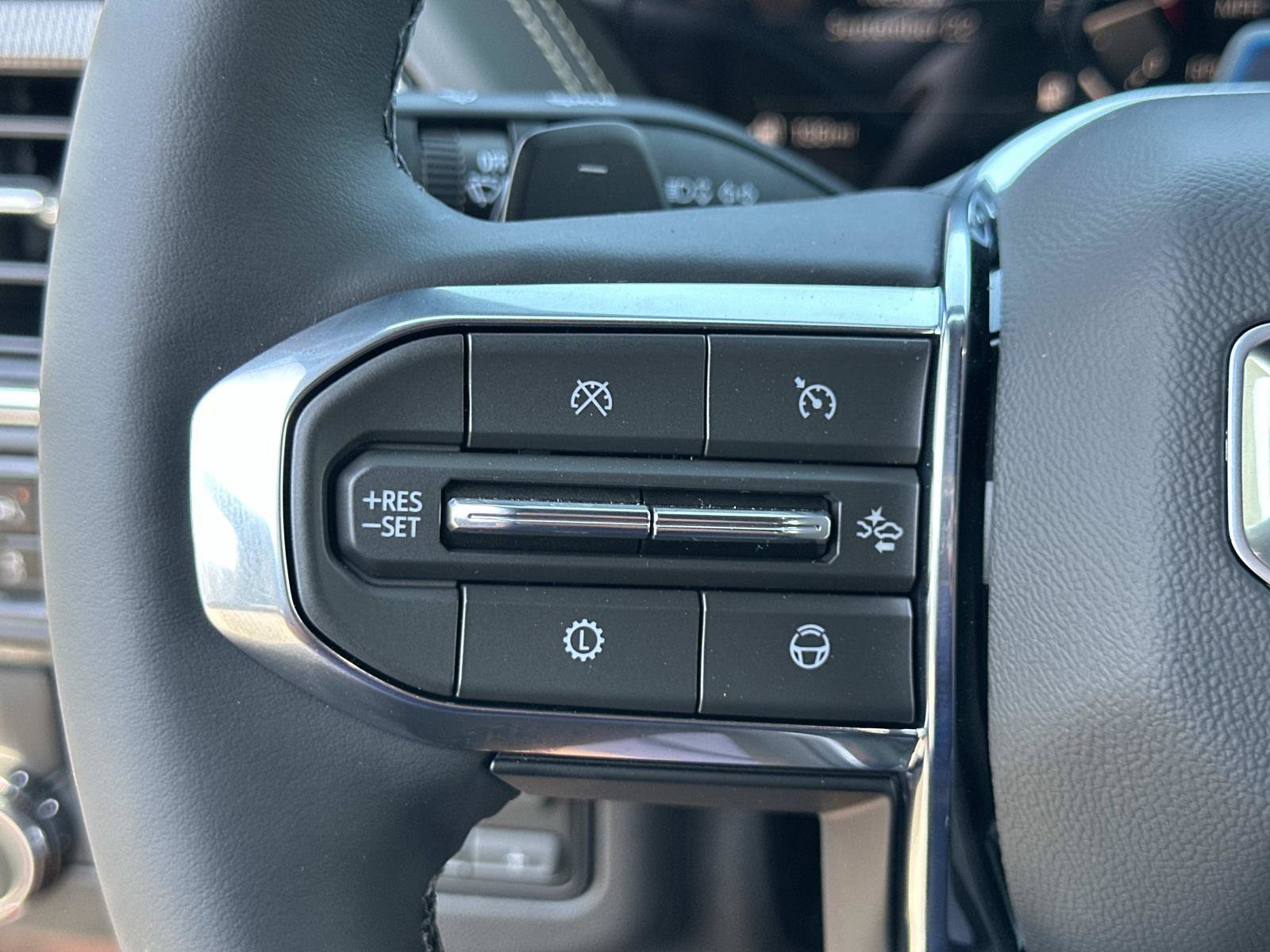 New 2027 GMC Yukon Elevation w/ Elevation Premium Package RWD image 10