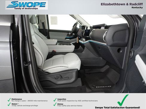 New 2026 Ford Expedition Max Platinum image 9