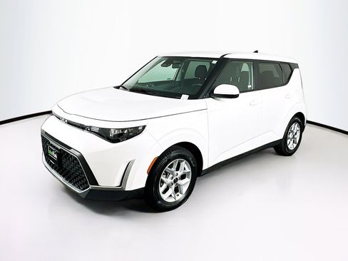 Used 2024 Kia Soul LX w/ Option Group 015 image 3