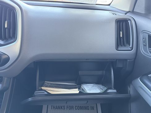 Used 2016 Chevrolet Colorado LT w/ LT Convenience Package RWD image 22