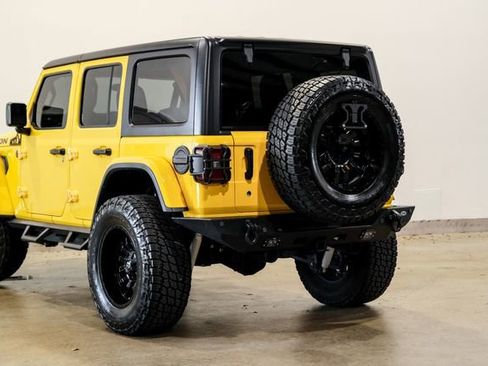 Used 2019 Jeep Wrangler Unlimited Rubicon w/ LED Lighting Group image 45