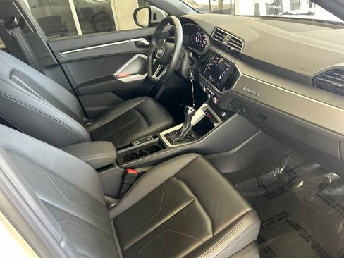 Used 2025 Audi Q3 2.0T Premium AWD/4WD image 25