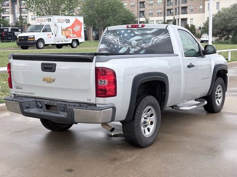 Used 2011 Chevrolet Silverado 1500 W/T w/ LS Package RWD image 4