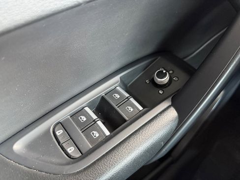 Used 2022 Audi Q5 2.0T Premium w/ Convenience Package image 22