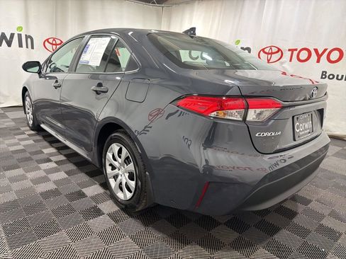 Used 2026 Toyota Corolla LE FWD image 5