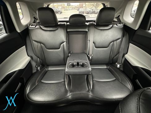 Used 2022 Jeep Compass Limited AWD/4WD image 37