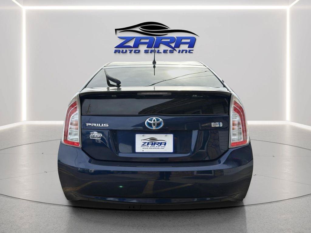 Used 2014 Toyota Prius Two FWD image 6