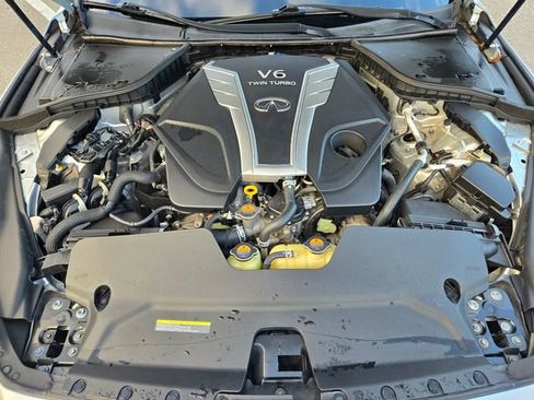 Used 2018 INFINITI Q50 Luxe w/ Cargo Package (L95) image 15