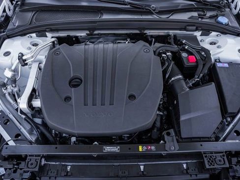New 2026 Volvo V60 B5 Cross Country Plus w/ Protection Package Premier image 19