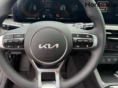 New 2025 Kia K5 LXS image 16