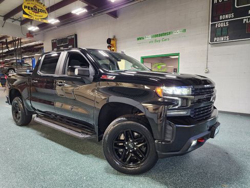 Used 2020 Chevrolet Silverado 1500 LT Trail Boss image 14