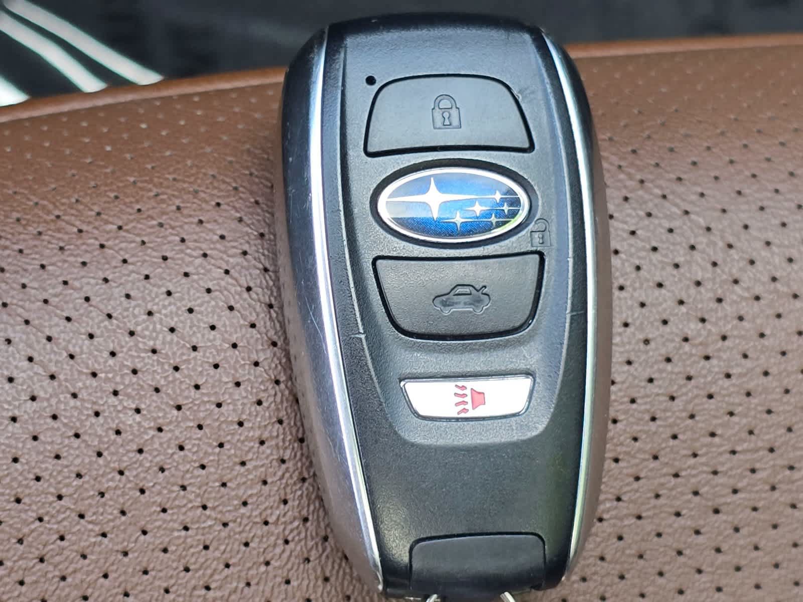 Certified 2025 Subaru Outback Touring XT AWD/4WD image 31