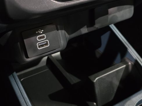 New 2025 Ford Maverick XL w/ Equipment Group 102A image 26