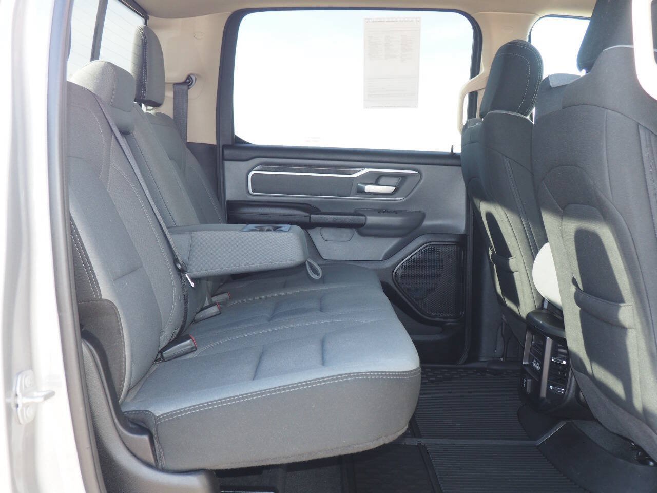 Used 2020 RAM 1500 Big Horn AWD/4WD image 13
