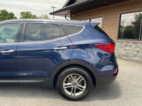 Used 2017 Hyundai Santa Fe Sport AWD/4WD image 3
