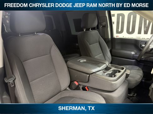 Used 2023 Chevrolet Silverado 2500 Custom w/ Custom Value Package AWD/4WD image 9