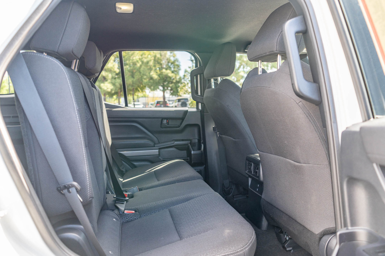 Certified 2025 Toyota 4Runner SR5 AWD/4WD image 18