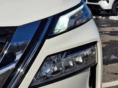 Certified 2023 Nissan Rogue SV image 10