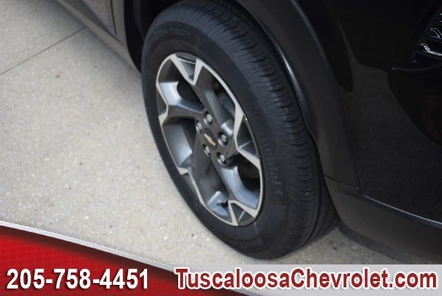 Certified 2024 Chevrolet Trax LT w/ Driver Confidence Package FWD image 16