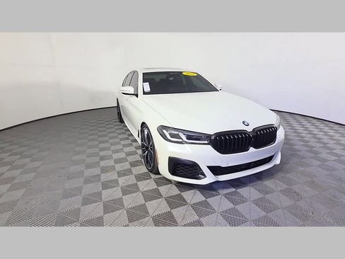 Used 2022 BMW M550i xDrive w/ Executive Package AWD/4WD image 52