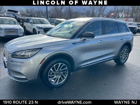 Certified 2021 Lincoln Corsair AWD w/ Equipment Group 101A image 2