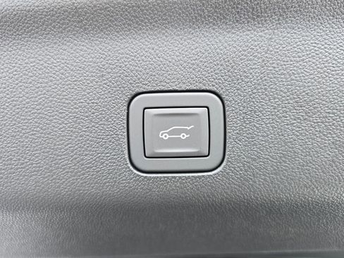 New 2026 GMC Yukon Elevation w/ Elevation Premium Package image 34