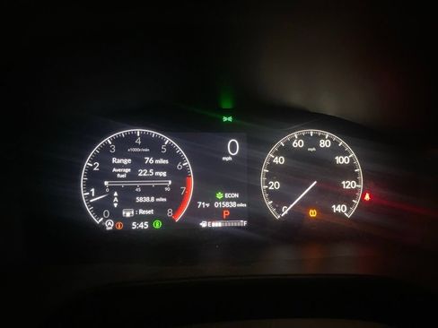 Used 2024 Honda CR-V EX image 3