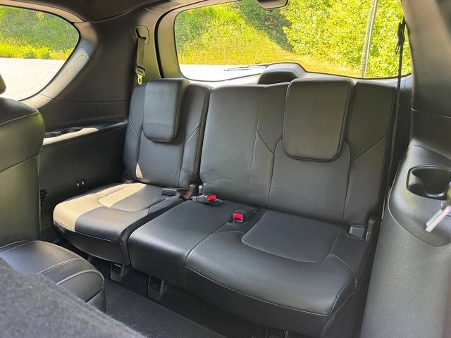 Used 2024 INFINITI QX80 Sensory AWD/4WD image 15