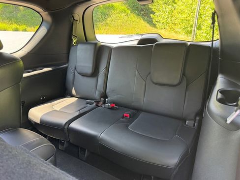 Used 2024 INFINITI QX80 Sensory AWD/4WD image 15