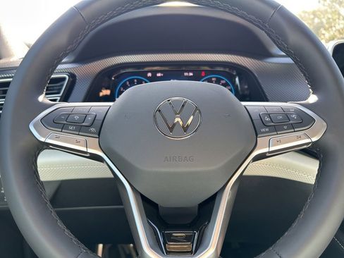 New 2026 Volkswagen Atlas Cross Sport SEL Premium R-Line image 24