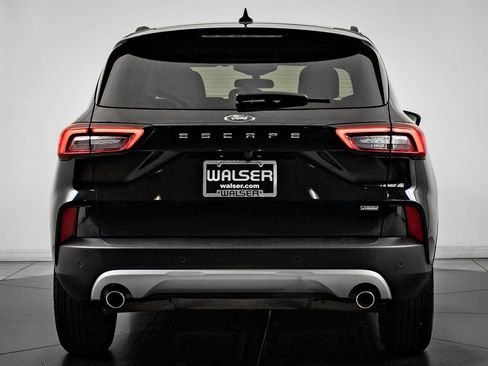 Used 2024 Ford Escape SE image 10