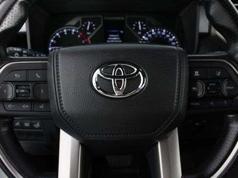 Used 2025 Toyota Tundra SR5 w/ SR5 Convenience Package AWD/4WD image 11