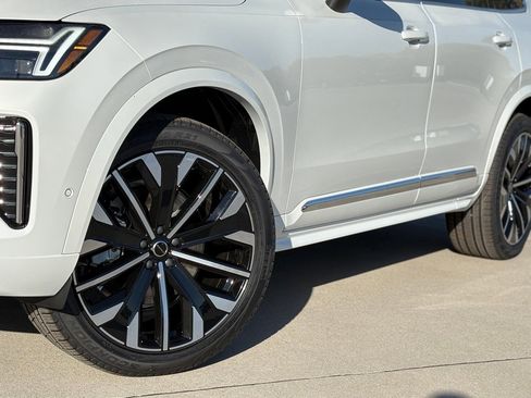 New 2026 Volvo XC90 B6 Ultra image 7
