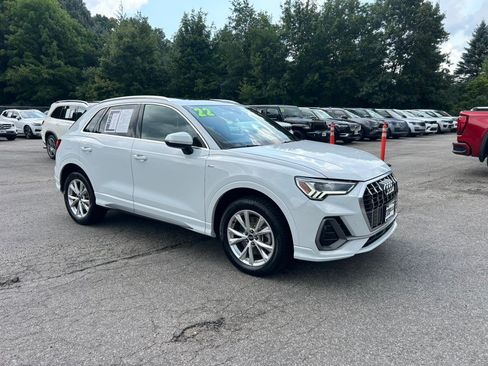 Used 2022 Audi Q3 2.0T Premium Plus w/ Premium Plus Package AWD/4WD image 9