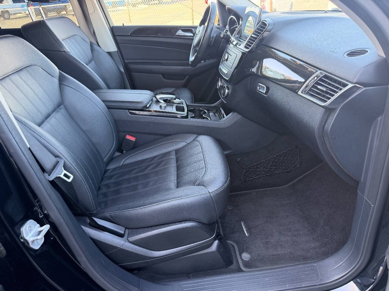 Used 2016 Mercedes-Benz GLE 350 image 38