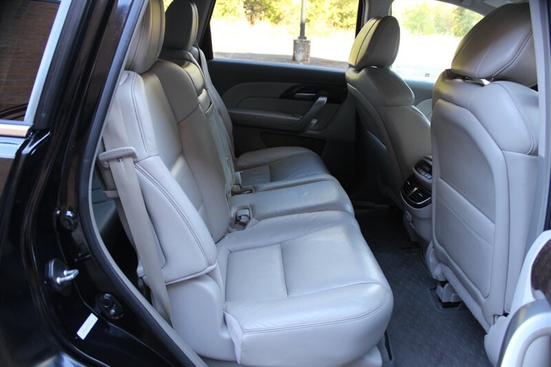 Used 2011 Acura MDX w/ Technology Package AWD/4WD image 18