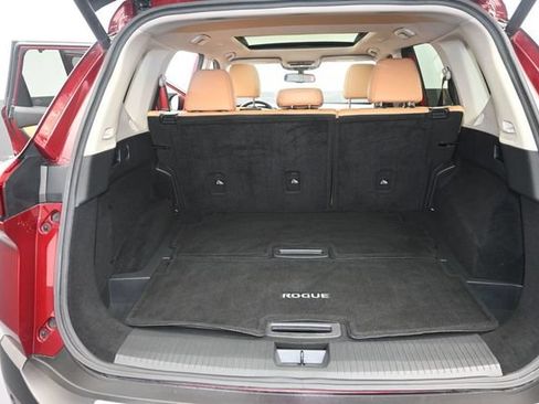 Used 2021 Nissan Rogue Platinum FWD image 14