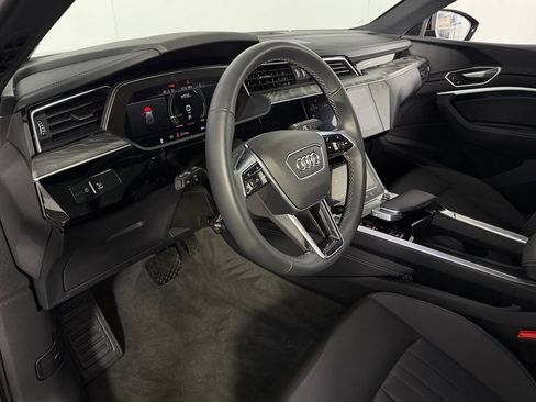 Used 2024 Audi Q8 e-tron Premium Plus w/ Premium Plus Package AWD/4WD image 23