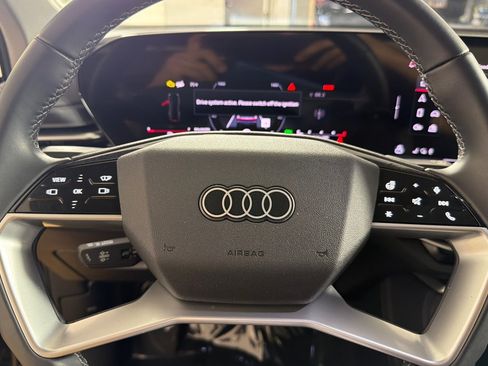 Used 2025 Audi Q5 Premium Plus w/ Premium Plus AWD/4WD image 22