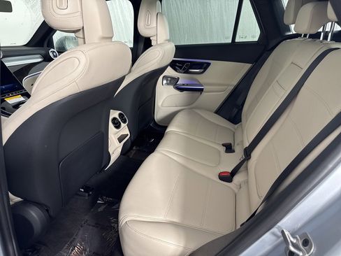 Certified 2025 Mercedes-Benz GLC 300 4MATIC image 13