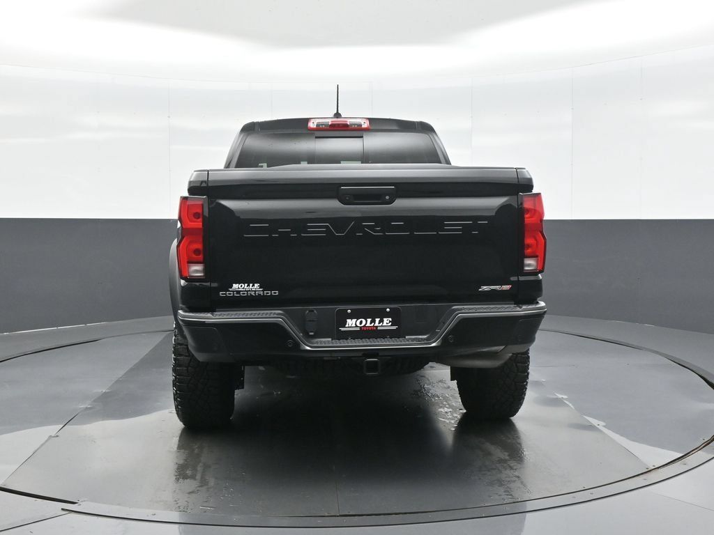 Used 2024 Chevrolet Colorado ZR2 w/ ZR2 Convenience Package III AWD/4WD image 6