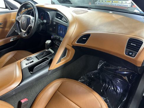Used 2014 Chevrolet Corvette Z51 w/ 3LT Preferred Equipment Group image 27
