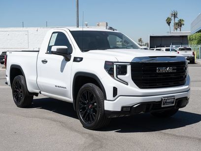 Used 2025 GMC Sierra 1500 Pro w/ Pro Value Package