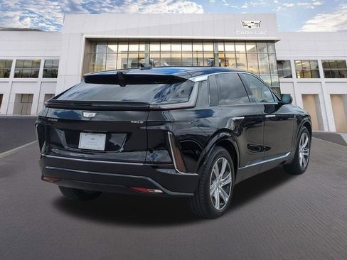 Certified 2024 Cadillac Lyriq Tech RWD image 8